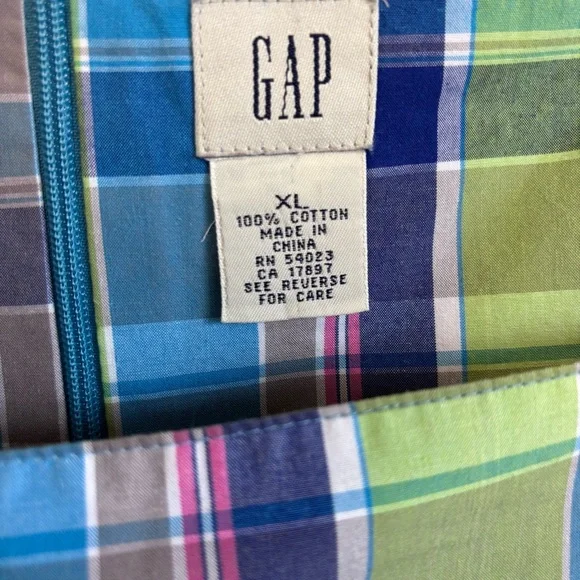Vintage GAP 90’s cotton XL Colorful Plaid Sleeveless Top - Picture 2 of 4